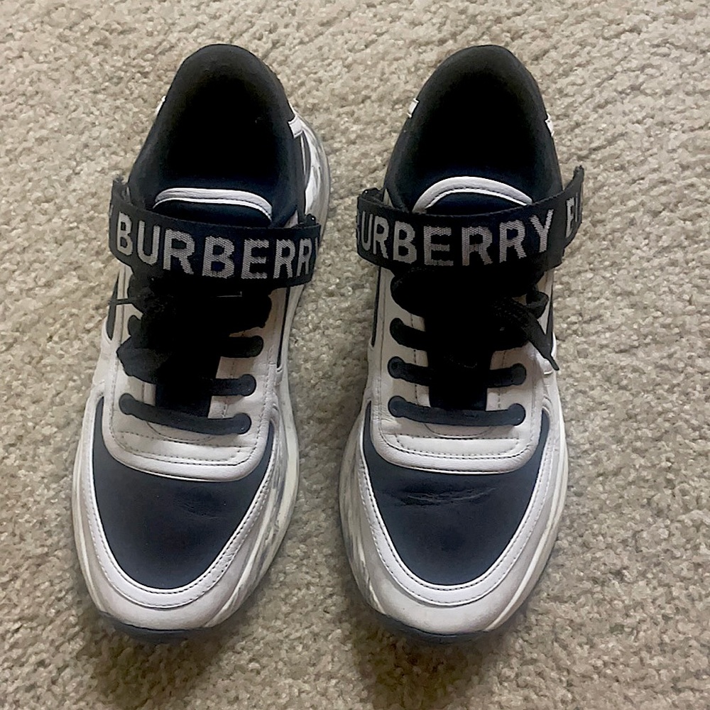 Burberry sneakers